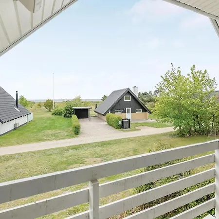 2 Bedroom Cozy In Sydals Skovby (Syddanmark)